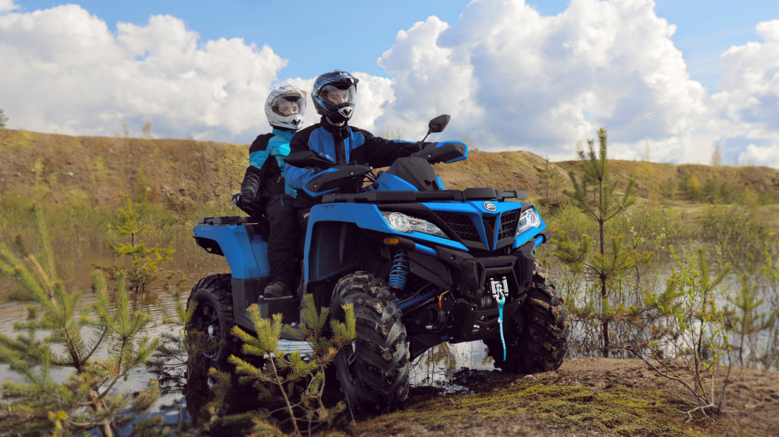 CFORCE 800HO (X8 H.O.) EPS_Синий с пассажиром